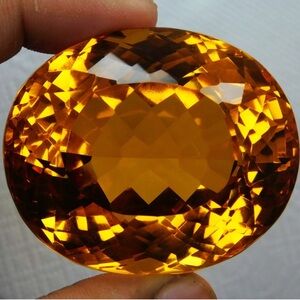 Stunning Faceted 465 ct. Topaz